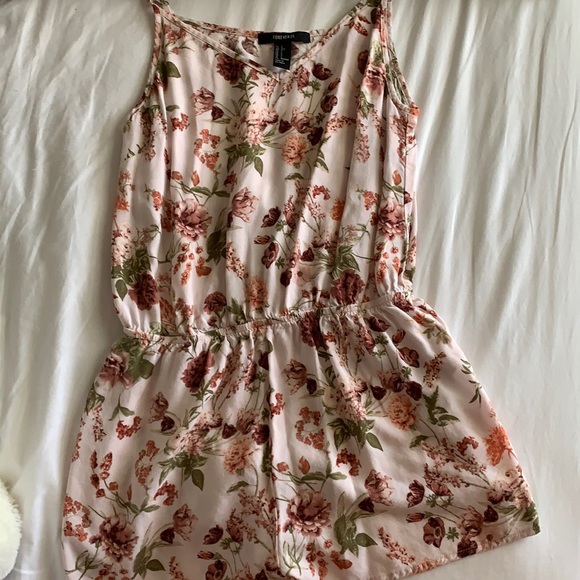 Romper - Picture 1 of 1